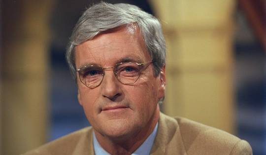 Nederland vond hem de beste nieuwslezer, hij zichzelf ‘een ventje dat maar het Journaal leest’