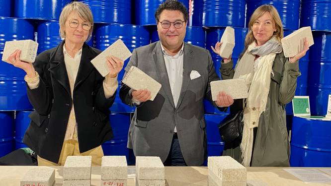 Nieuw soort steen, gemaakt van Gents afval, wordt gevelsteen van Design Museum: “Een derde minder CO2-uitstoot”