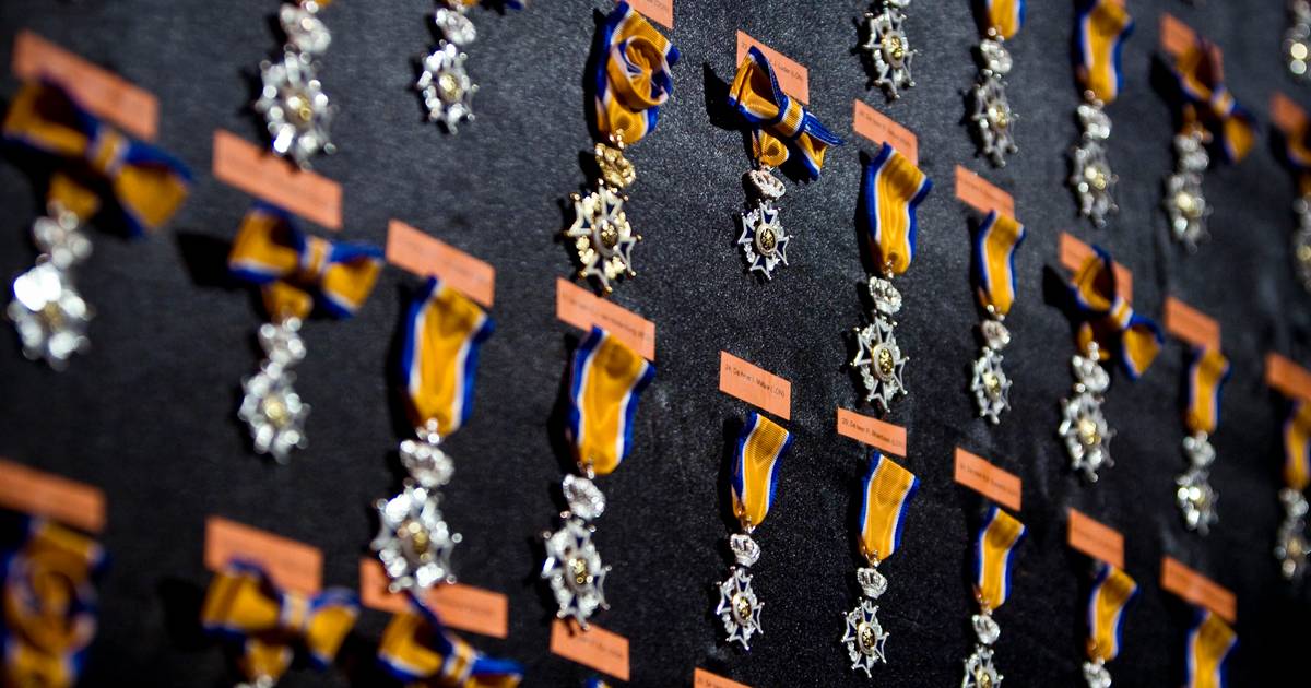 Spil in Turkse gemeenschap, ondernemer en voetbaldier: deze Apeldoorners kregen dit jaar een lintje 