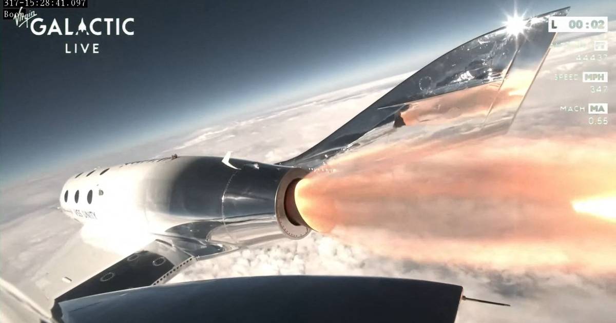 Virgin Galactic Takes First Paying Customers to Space: Is it Safe?