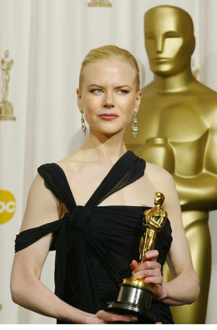 Nicole Kidman met haar Oscar in 2003