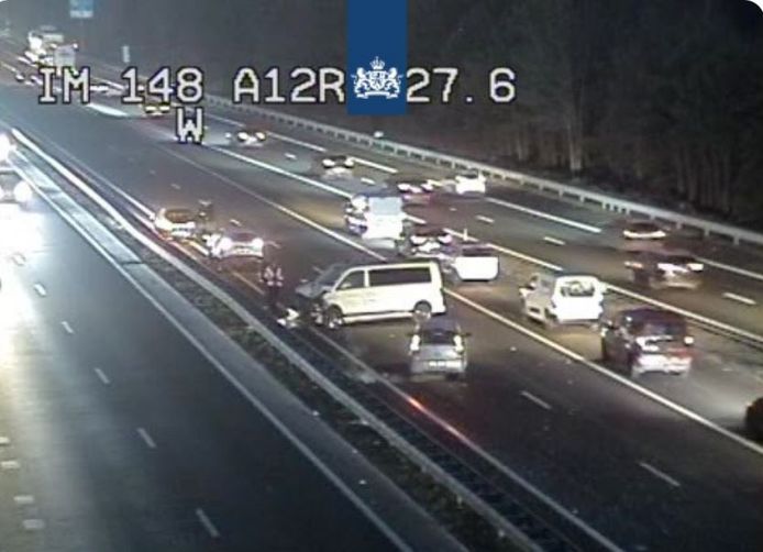 De A12 dinsdagochtend, vlak na het ongeluk.