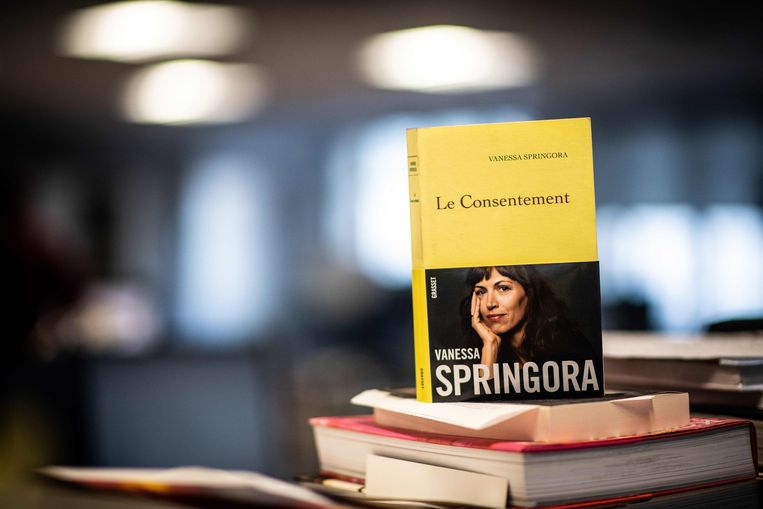 'Le Consentement' van Vanessa Springora verscheen in januari van dit jaar.  Beeld AFP