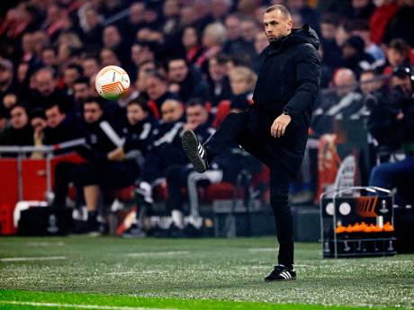 Paaien, laten bungelen en afserveren; hoe Ajax clubman John Heitinga steeds meer pijn deed