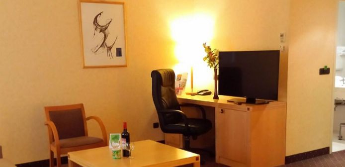Holiday Inn Gent Expo: sommige kamers beschikken al over een bureau en zitruimte