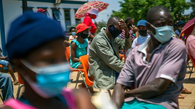 Zuid-Afrika lijkt over piek omikrongolf heen: "Tegen eind januari is variant zo goed als verdwenen”