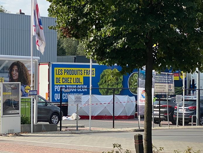 La victime est décédée sur place.