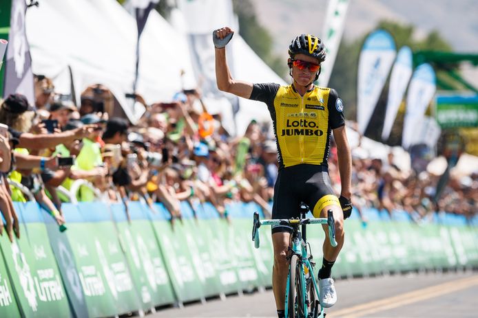 Sepp Kuss wint in Utah.