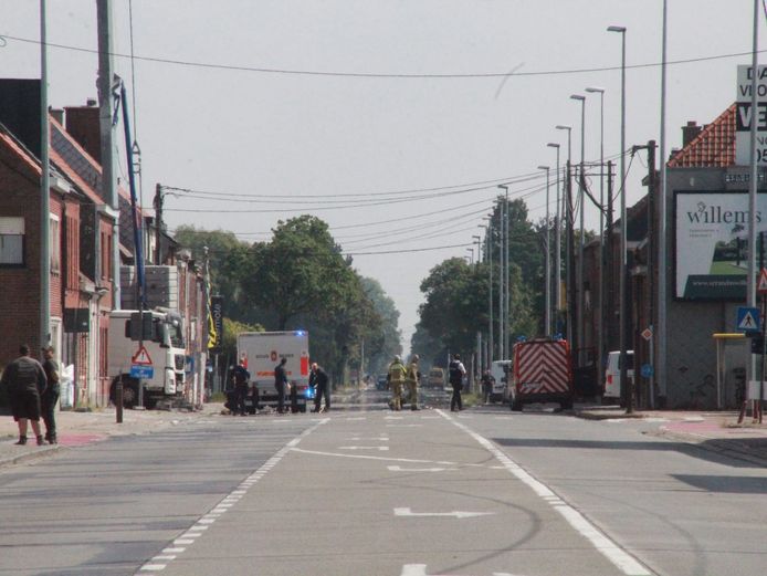 De Gentseweg (N43) in Desselgem is voor alle verkeer afgesloten.