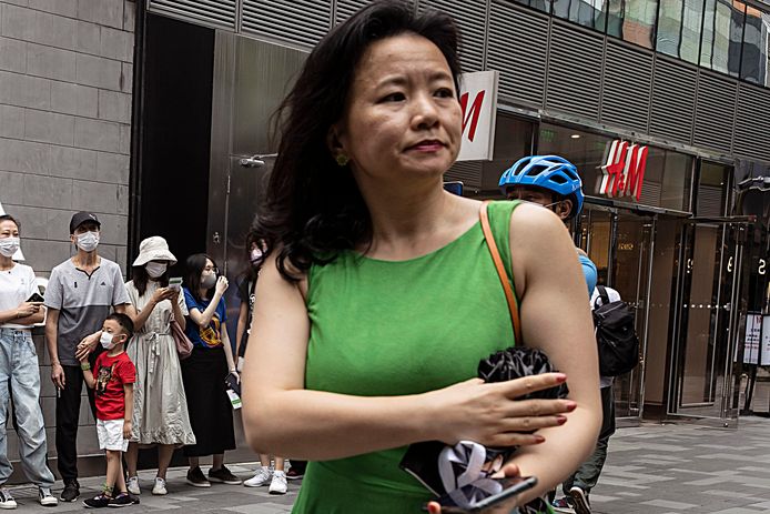 De Australische journaliste Cheng Lei werkte voor de Engelstalige Chinese staatszender CGTN. Sinds augustus vorig jaar wordt ze vastgehouden.