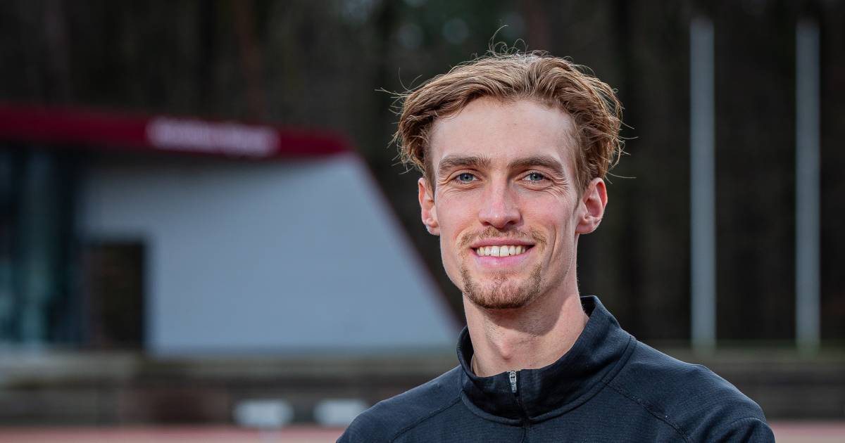 Nijmeegse atleet Mike Foppen loopt Nederlands record op de 10 kilometer