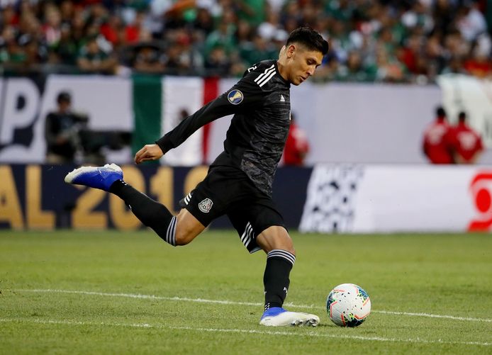 Ajax Pakt Door Met Mexicaanse Verdediger Edson Alvarez Nederlands Voetbal Ad Nl