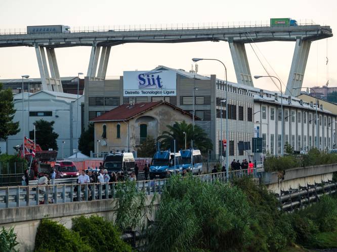 Voertuigen die nog op snelwegbrug Genua stonden zijn weggehaald