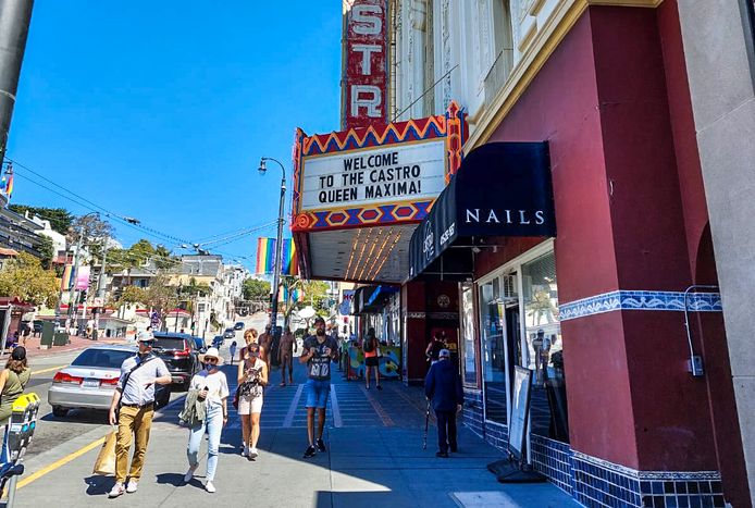 The Castro in San Francisco for the visit of Queen Máxima, who will kick off her journey through California and Texas in the LGBTI neighborhood.  She also visited this theater.