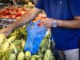 Naast de energieprijzen zijn ook de prijzen voor voeding, alcohol en tabak stevig toegenomen.