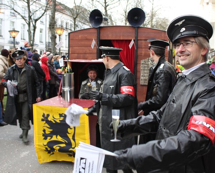 De Unesco was furieus na de Aalsterse carnavalsstoet van 2013, waarin leden van carnavalsgroep Eftepie in SS-uniformen én met een nagemaakte nazi-treinwagon, het beleid van de N-VA op de korrel namen.
