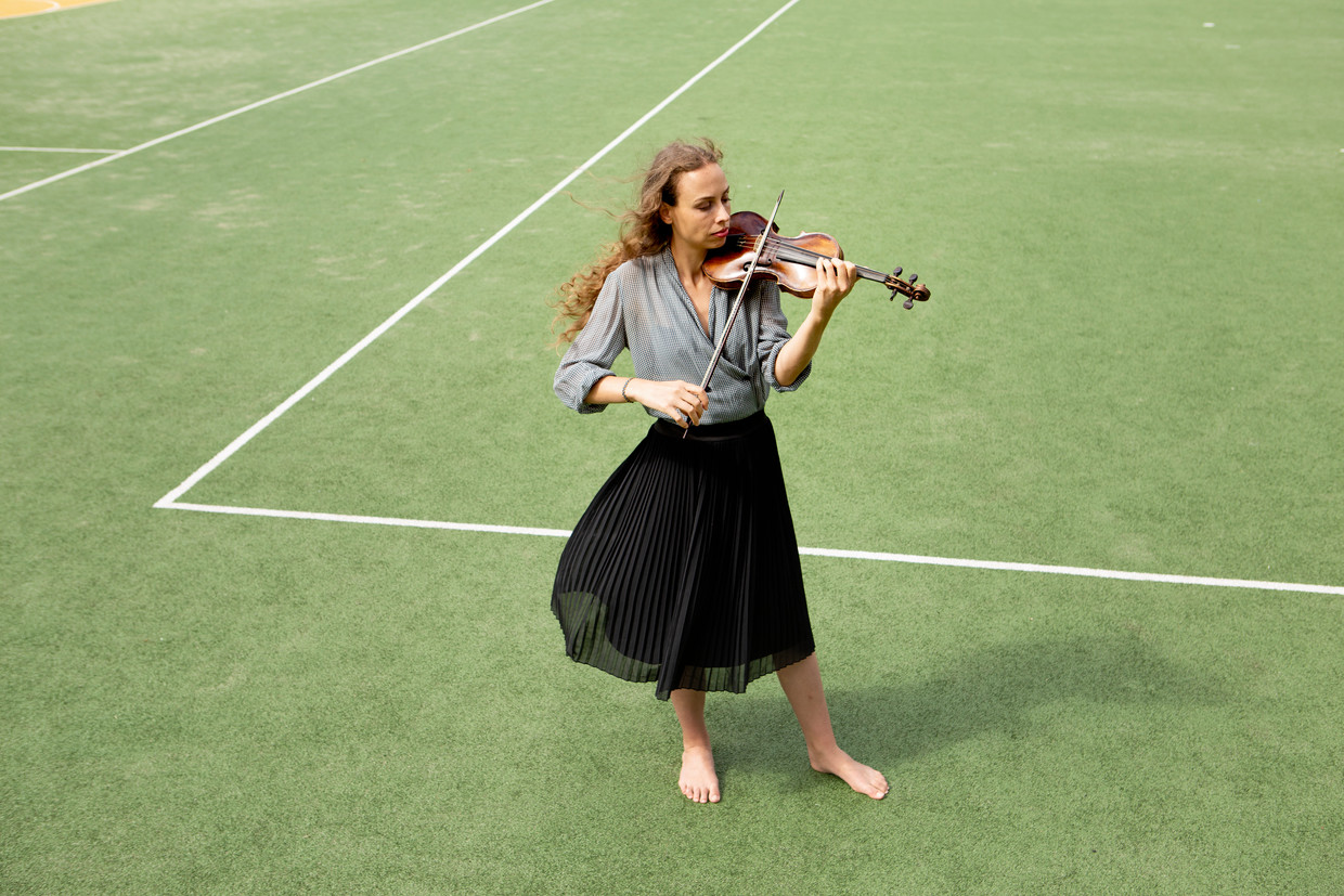 Nederlandse barokvioliste Eva Saladin, artist in residence van het Festival Oude Muziek in Utrecht. Beeld Pauline Niks