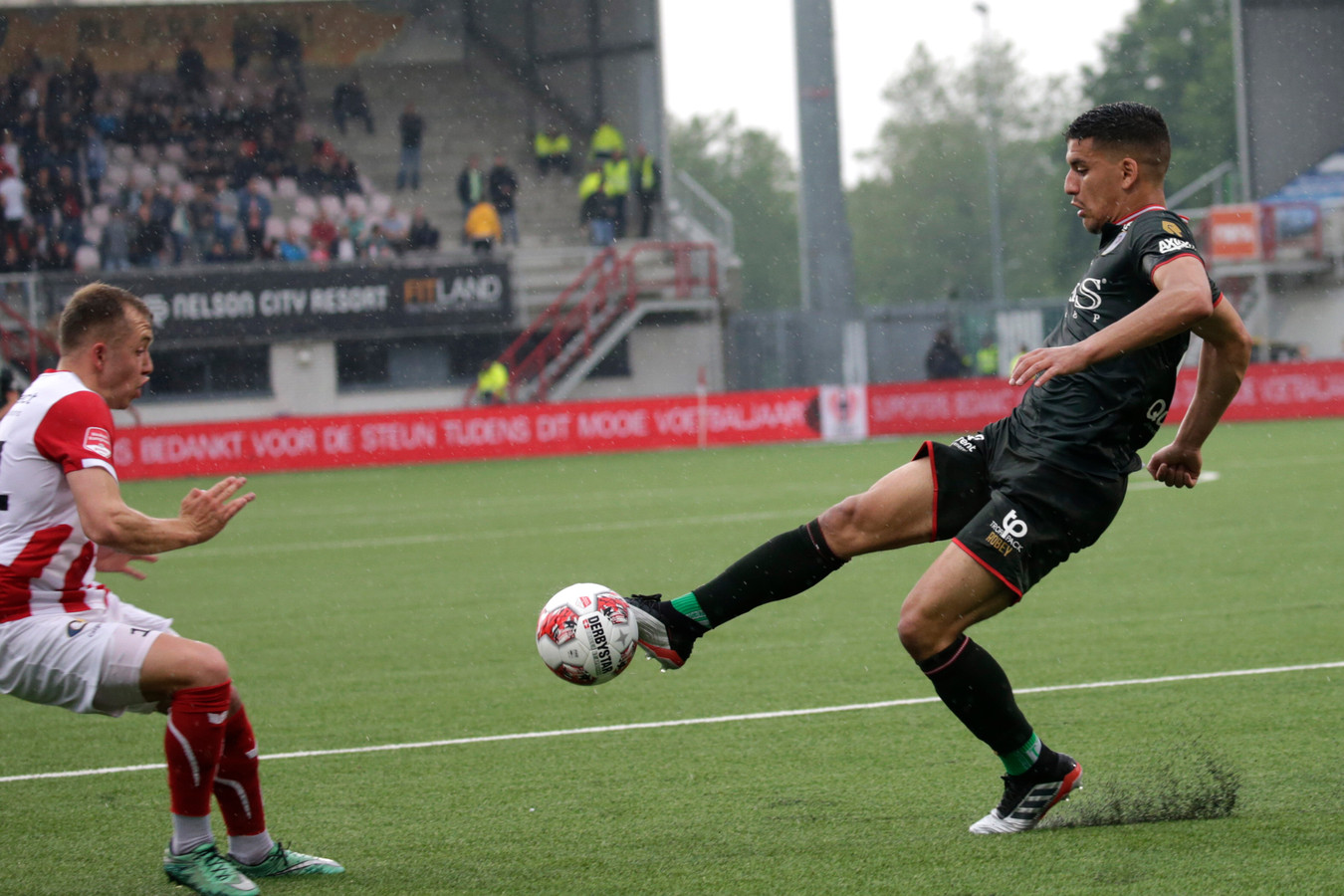 Harroui Zet Sparta Met Een Been In Finale Play Offs Foto Bd Nl