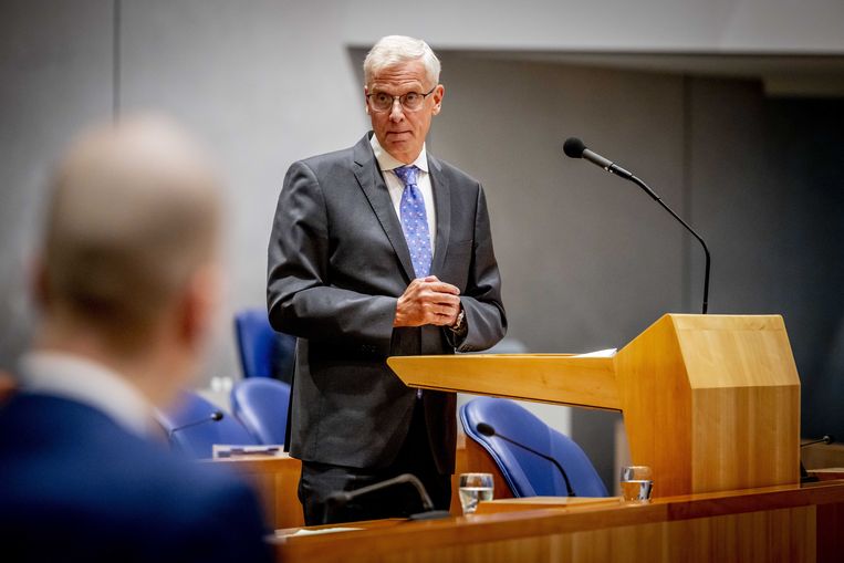 Marnix van Rij, staatssecretaris van Financiën, dinsdag tijdens het wekelijkse vragenuur in de Tweede Kamer. Beeld Robin Utrecht/ANP 