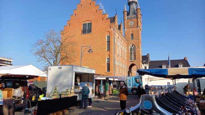 Maldegem zet wekelijkse markt heel april in de kijker