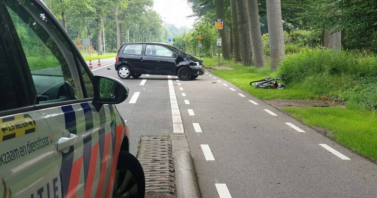 N732 tussen Enschede en Lonneker afgesloten na ernstig ongeluk.