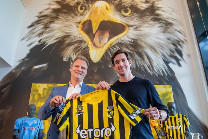Pascal van Wijk en Coley Parry bij de bekendmaking van de overname door de Common Group.