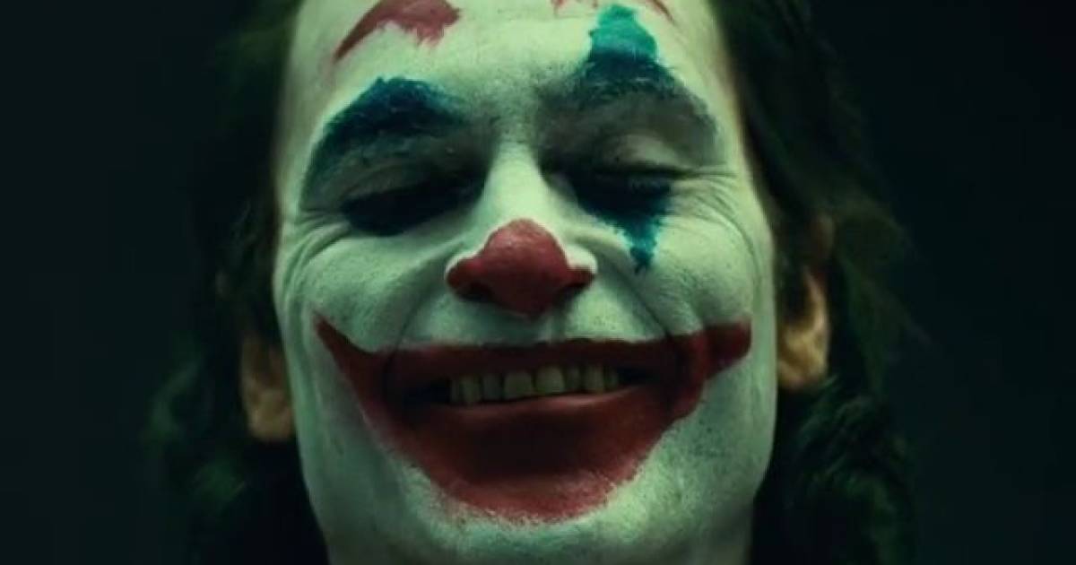 Joaquin Phoenix voor het eerst te zien als The Joker Show AD.nl