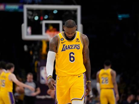 Après l’élimination des Lakers, LeBron James laisse planer le doute sur son avenir 