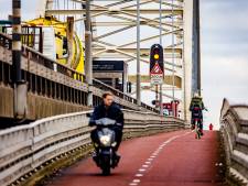 Fietspad gaat drie maanden potdicht, fietsers hebben de pest in: ‘Misschien kan ik mijn lessen online volgen’