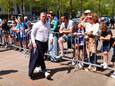 Trainer René Hake arriveert in Heerenveen. Hij stelt dezelfde elf spelers op als vorige week.