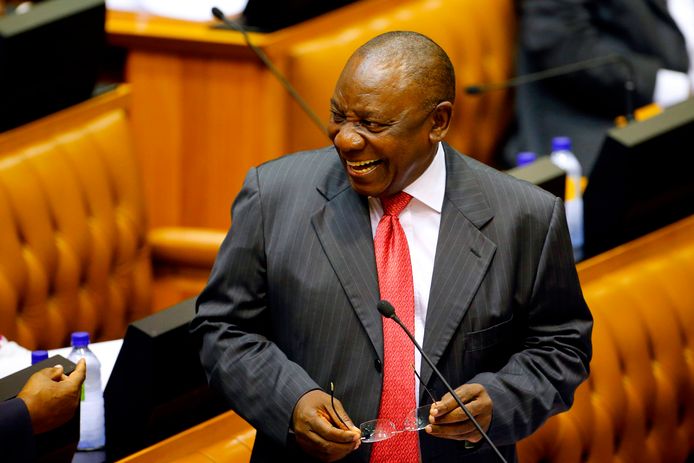 Cyril Ramaphosa in het parlement in Kaapstad.