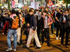 ME stopt protest Amsterdam: 36 arrestaties en 5 gewonde agenten, Rutte reageert