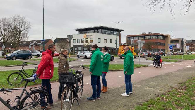 Rode loper gaat uit voor fietser: via nieuwe vloeiende route naar station voel je je koning op de weg