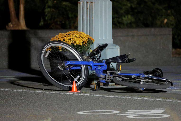 Een achtergebleven fiets na de aanslag op de West Side Highway in Manhattan. Beeld REUTERS