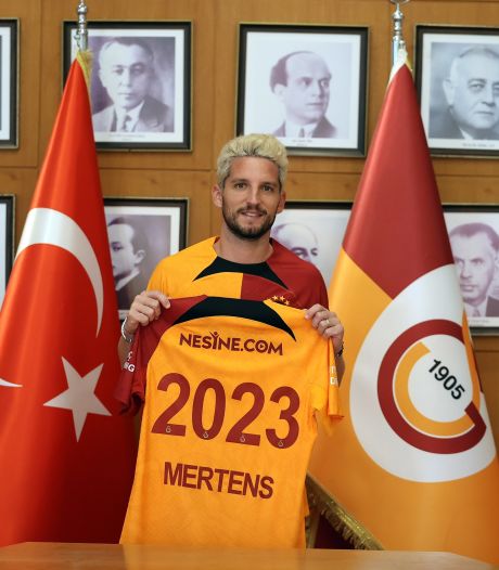 Dries Mertens de nieuwe nummer 10 van Galatasaray: ‘Ik wil hier ook een legende worden’