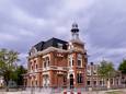 De monumentale kantoorvilla aan de Wierdensestraat 25-27.