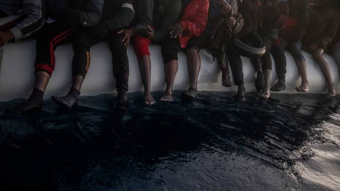 Italiaanse kustwacht redt 187 bootmigranten