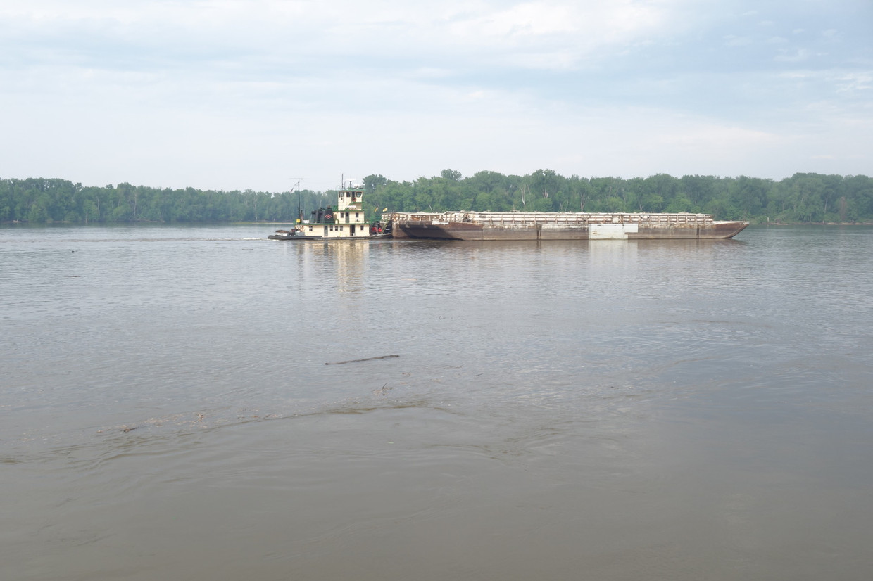 Mississippi rivier tegenover Hannibal. Beeld Erik van Zwam