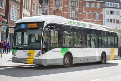 Van Hool en difficulté: De Lijn va commander de nouveaux bus