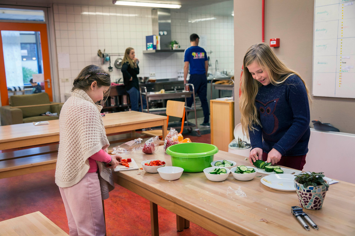 Montessorischool Casa in Pijnacker. ‘Wij geven internationaal montessorionderwijs. Dat is echt wat anders dan het Nederlandse montessorionderwijs. Beeld Werry Crone, Vleuten