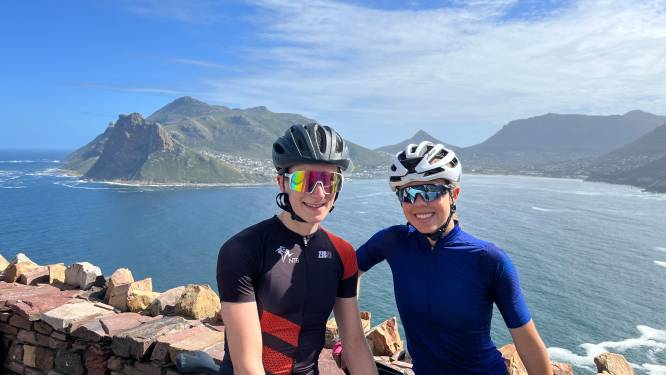 Even geen coschappen, maar trainen in Zuid-Afrika: ‘We kwam onderweg giraffen en neushoorns tegen’