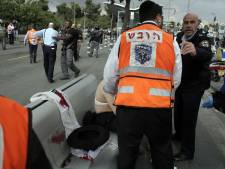 Deux Palestiniens attaquent des policiers israéliens