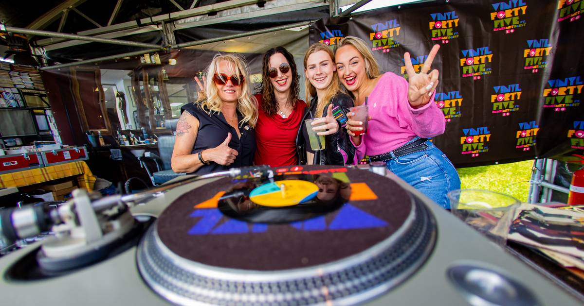 Bij festival Alle Remmen Los gaan bij ‘Dames met Dorst’ ook echt alle remmen los
