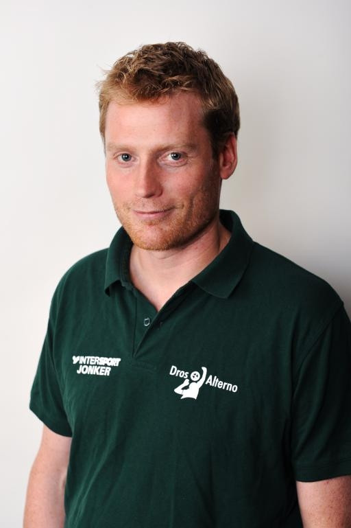 Van Wezel wordt bondscoach Jong Oranje Foto destentor.nl