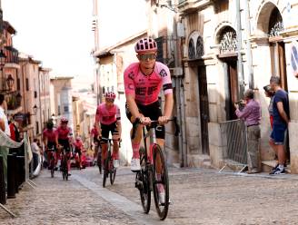 Vuelta gaat twaalfde etappe in en zo veel dagen achter elkaar zat Marijn van den Berg nooit eerder op de fiets 
