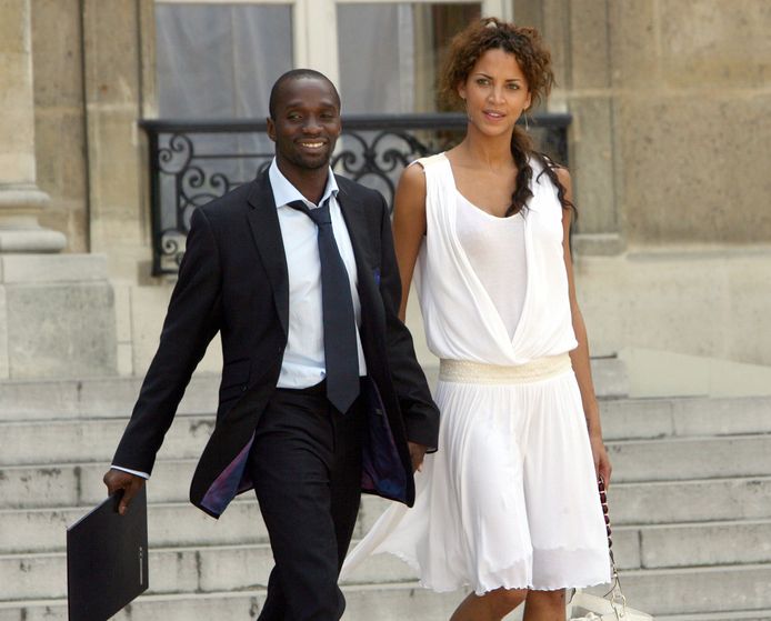 Makélélé met Noémie Lenoir. 