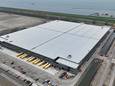 Het tijdelijke distributiecentrum van JYSK in Lelystad.