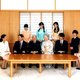 Akihito, de eerste Japanse keizer die met pensioen mag
