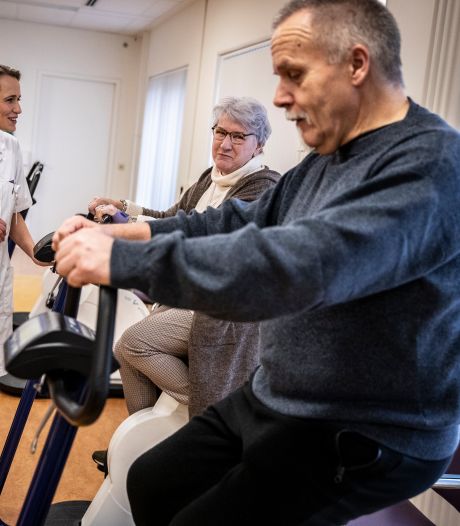 Elkerliek laat darmkankerpatiënten sporten: ‘Dan liggen ze korter in het ziekenhuis’