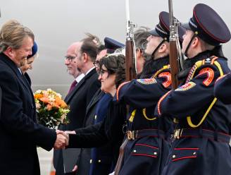 Staatsbezoek van start: Willem-Alexander vloog, Máxima treft goede bekende in Slowakije